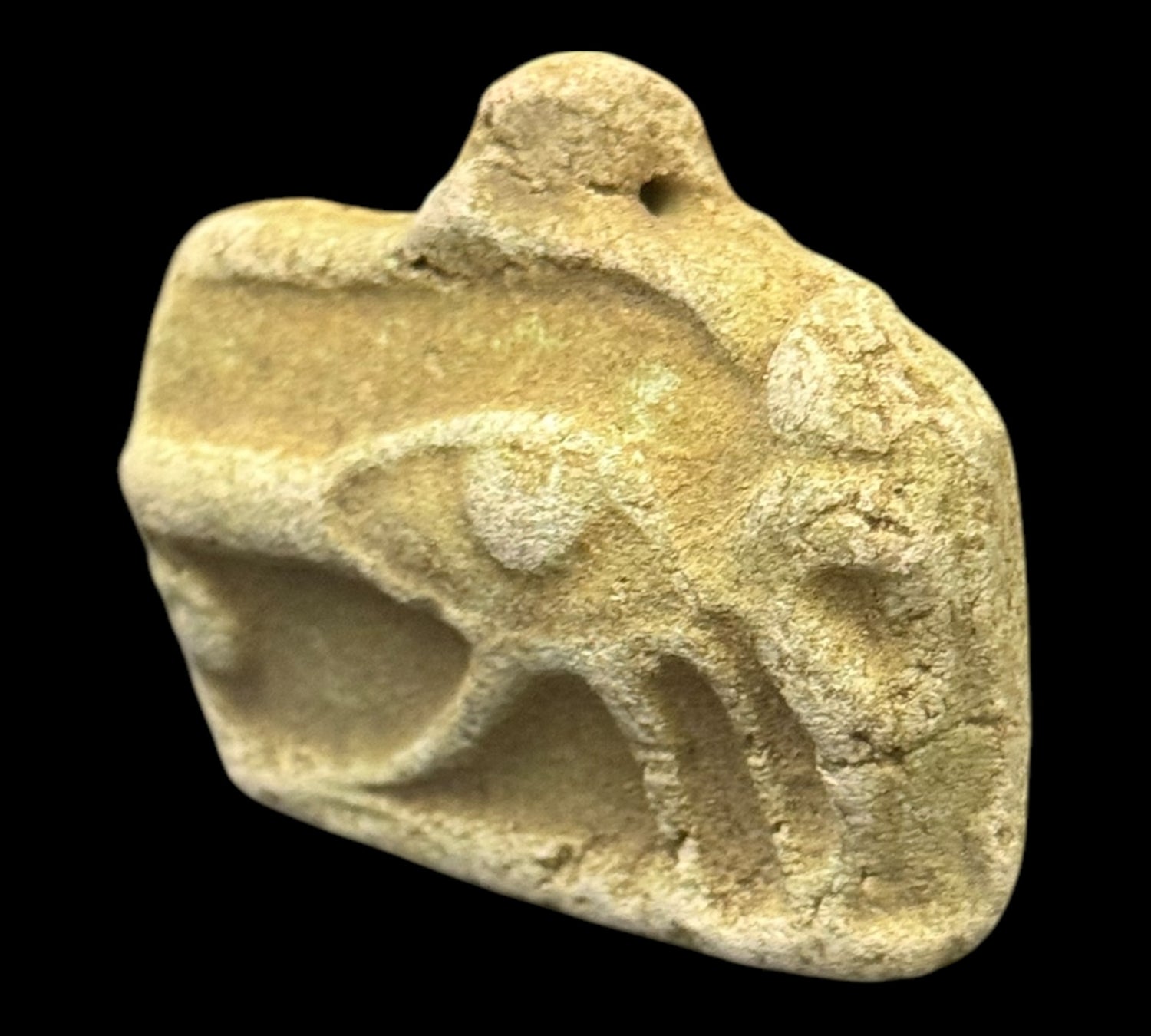 Amulet Horovo oko – Symbol Ochrany a Hojnosti